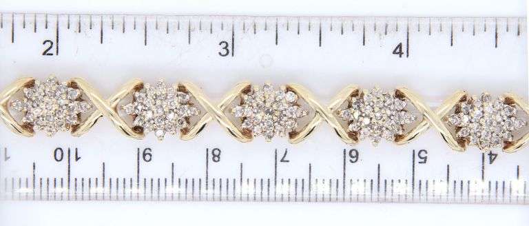 10kt Yellow gold diamond cluster bracelet