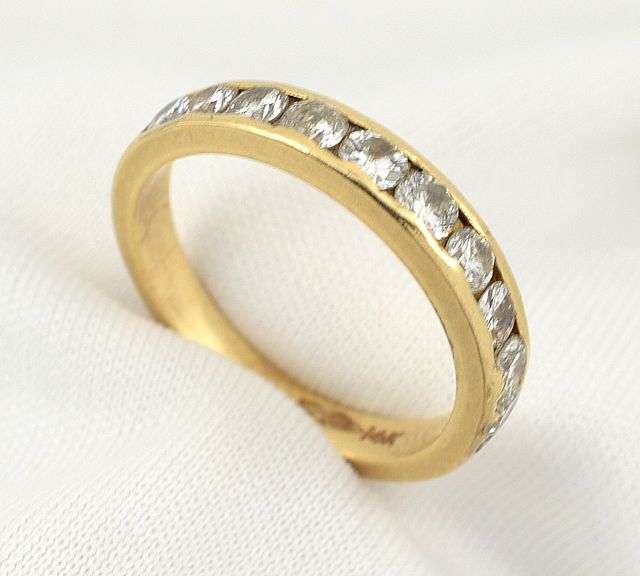 Useful Sparkling Channel Set Diamond Band