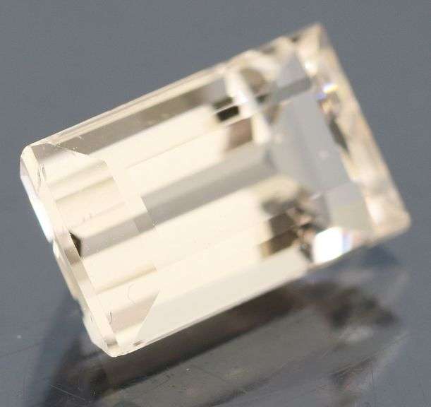 Gorgeous 5.25ct VS untreated Beryl