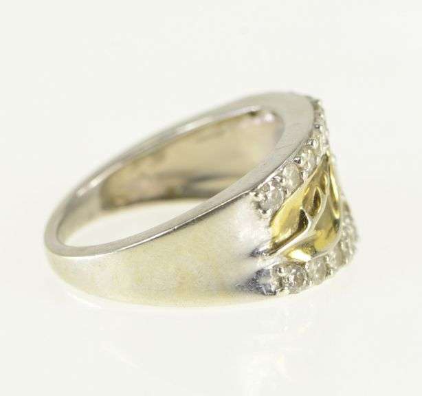 10K White Gold 0.70 Ctw Diamond Leaf Wedding Band Ring