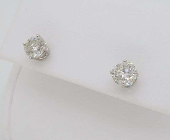 Classic Screw Back Diamond Studs