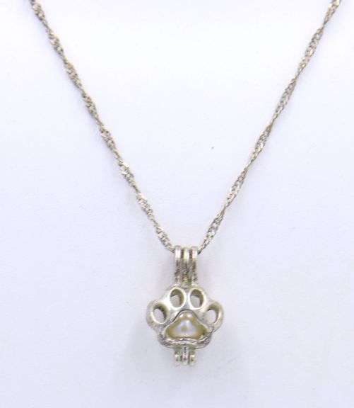 Vintage 925 sterling silver pearl in locket pendant on rope chain necklace