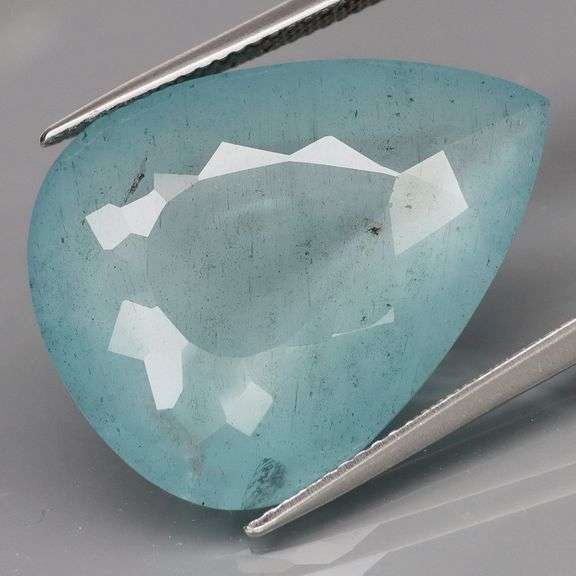 Big 25.71ct untreated top blue Aquamarine