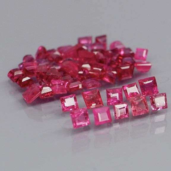 Outstanding 2.50ct 48 piece princess cut Ruby set
