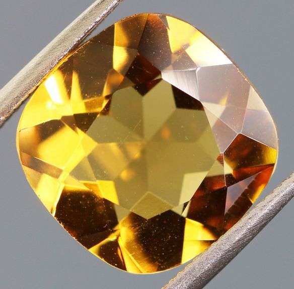 Fiery 4.43ct cushion cut honey Citrine