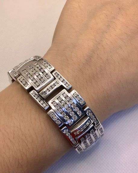 STUNNING 14K ICY WHITE GOLD MEN’S DIAMOND BRACELET