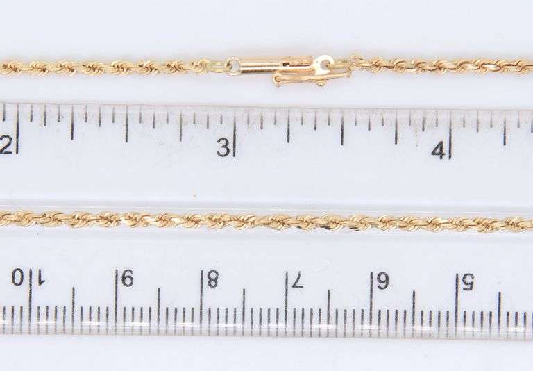 14kt Yellow gold rope chain necklace