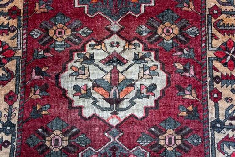 Handmade Persian Bakhtiari 6.4x4.6