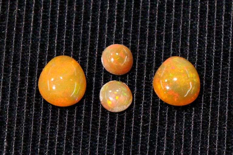 Brilliant Indonesian Opal - Lot of 4