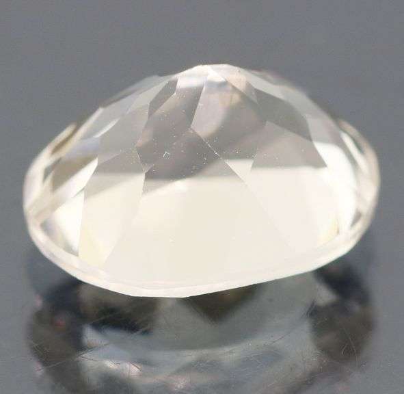 Sparkling 4.94ct diamond white Topaz
