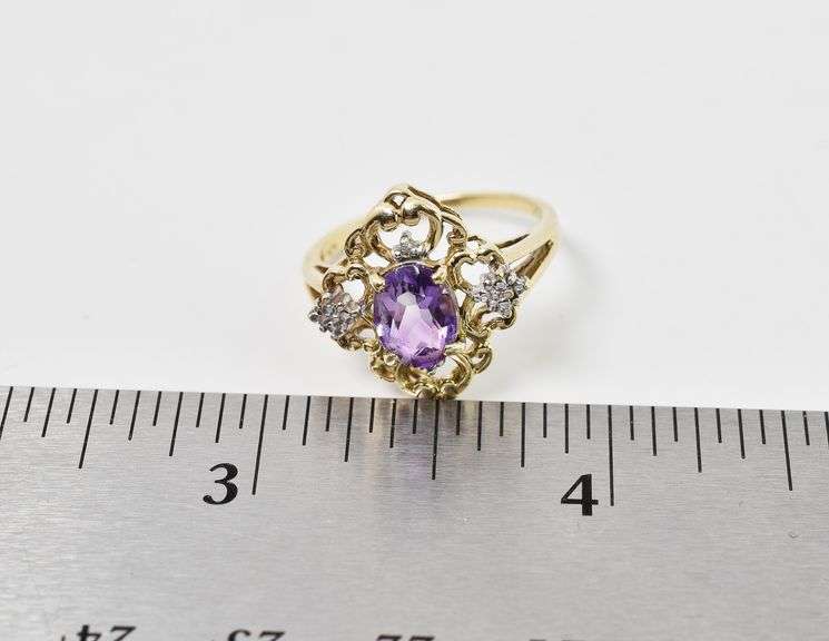 Beautiful 10K Yellow Gold Amethyst and Diamond Ring