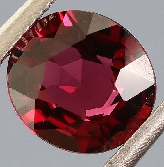 Excellent 1.15ct untreated pinkish red Spinel