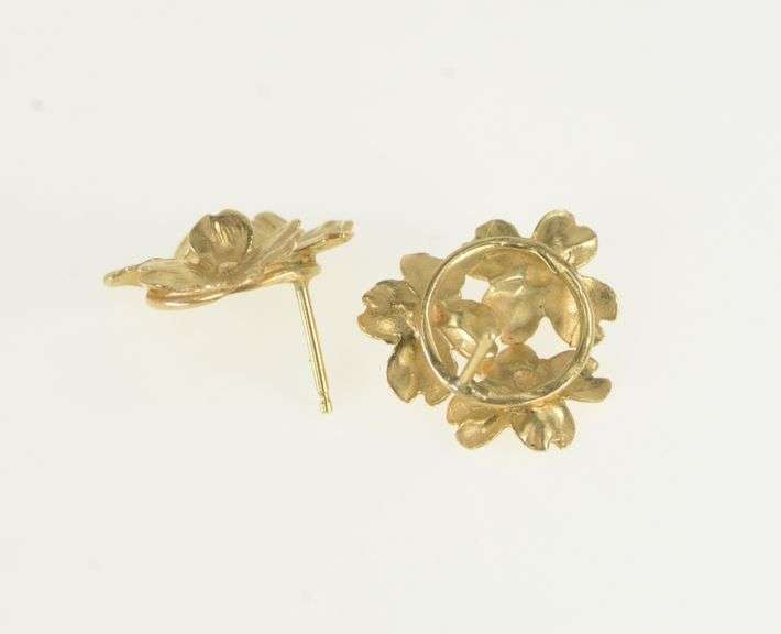 14K Yellow Gold Dogwood Flower Vintage Cluster Stud Earrings
