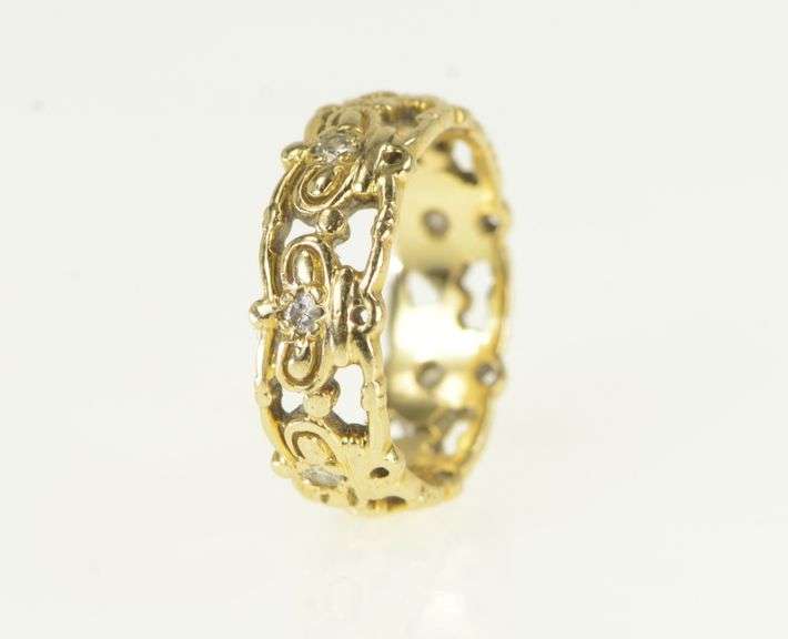 14K Yellow Gold Diamond Crown Jewels Royalty Queen Ring