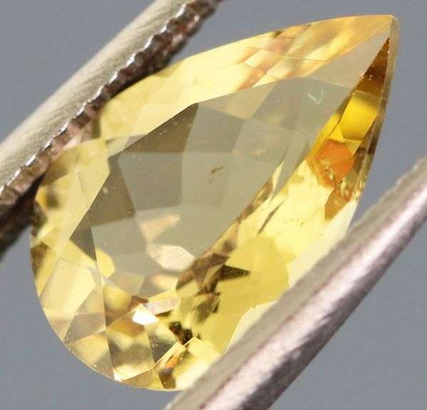 Vivid 1.34ct golden Heliodor Beryl