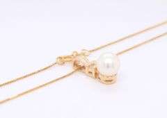 14kt Yellow gold 7.5mm pearl and diamond pendant on chain necklace