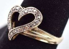 Loving 10K Yellow Gold Diamond Heart Ring