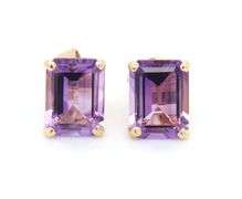 14kt Yellow gold emerald cut amethyst stud earrings