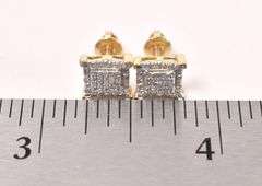 Darling Approx. 0.15CTW Diamond Cluster Square Earrings in 14K Yellow Gold