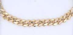 Cuban link chain ubic zirconia bracelet in 14kt Yellow gold