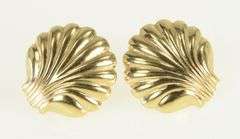 14K Yellow Gold Scallop Shell Beach Motif High Relief Earrings