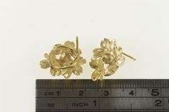 14K Yellow Gold Dogwood Flower Vintage Cluster Stud Earrings