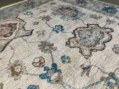 DECORATIVE RUG 8x10