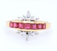 18kt Yellow gold ruby and diamond crown ring