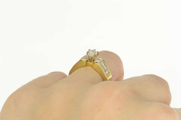 18K Yellow Gold 0.86 Ctw Coffin Diamond Princess Engagement Ring
