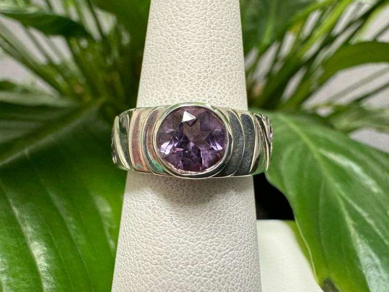 Sterling Silver Natural Gemstone Amethyst Ring Size 7