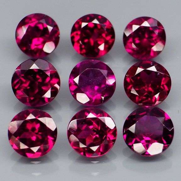 Premium 6.85ct round cut cherry red Garnet set