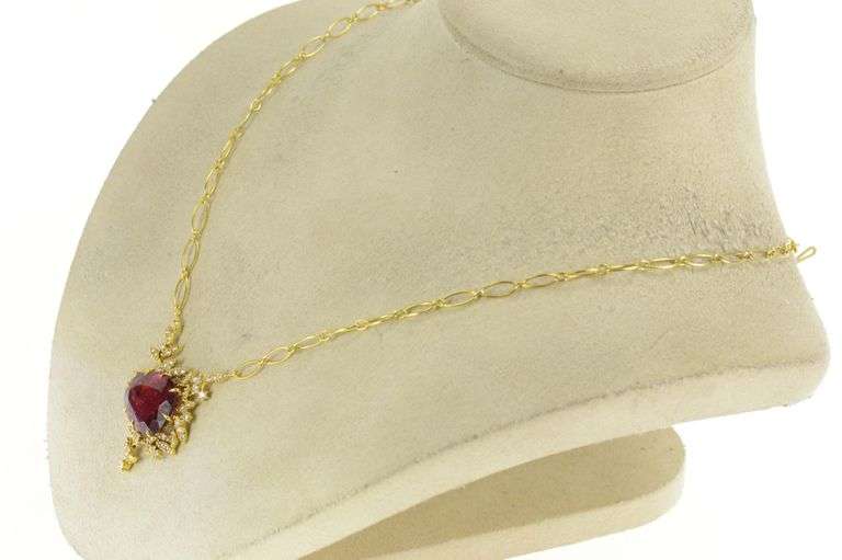 14K Yellow Gold 7.90 Ctw Pink Tourmaline Diamond Floral Chain Necklace