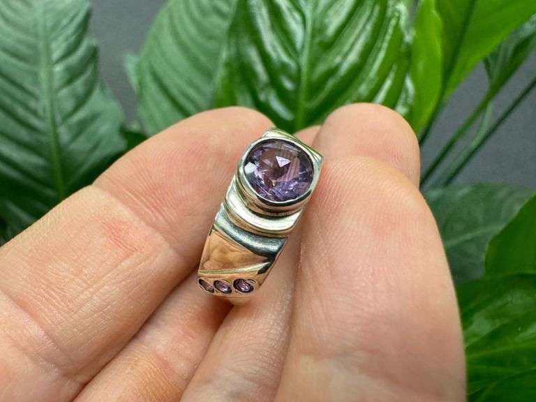 Sterling Silver Natural Gemstone Amethyst Ring Size 7