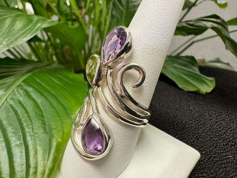 Sterling Silver Natural Gemstone Peridot and Amethyst Ring Size 9