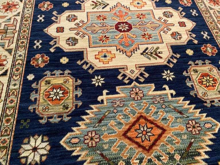 Stunning Kazak Design Wool Rug 6x8