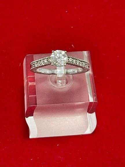 CERTIFIED BRAND NEW 14K WHITE GOLD DIAMOND ENGAGEMENT RING