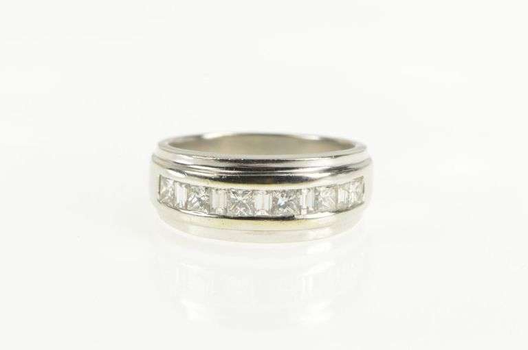 14K White Gold 2.10 Ctw Princess & Baguette Diamond Band Ring