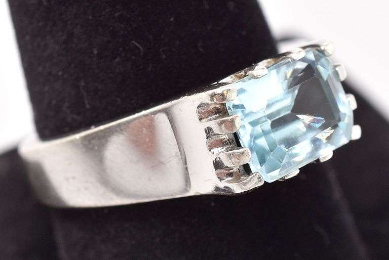 Sterling Silver Blue Gemstone Ring