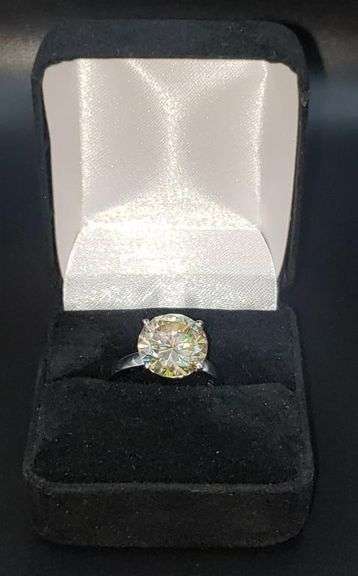 Huge 5 Ct Sparkling Titanium VVs1 Lab Simulated Diamond Ring