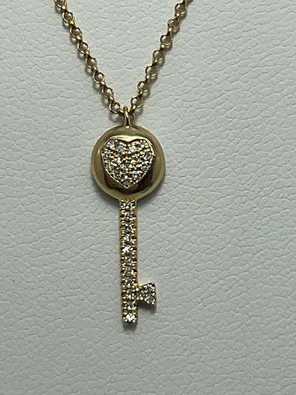 BRAND NEW 14K GOLD CHAIN WITH A DIAMOND PENDANT