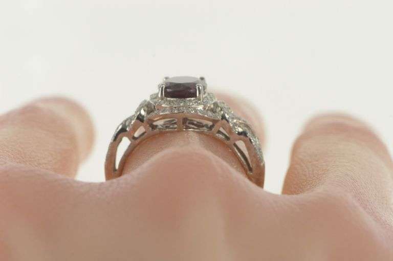 10K White Gold 2.50 Ctw Oval Garnet Diamond Halo Engagement Ring