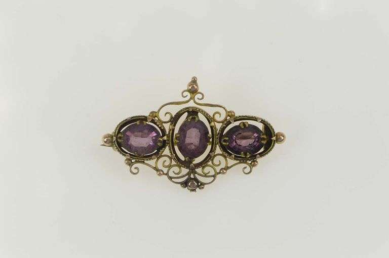 Gold Filled Victorian Sim. Amethyst Ornate Scroll Filigree Pin/Brooch