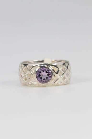 Sterling Silver Amethyst Gemstone Ring