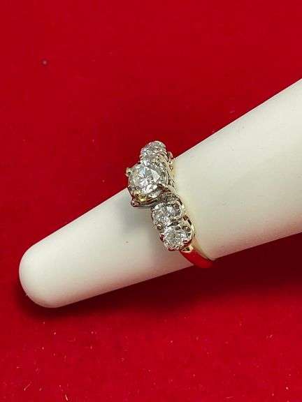 CERTIFIED 14K GOLD DIAMOND RING