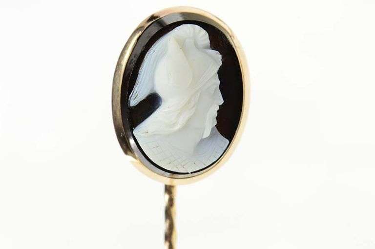 14K Yellow Gold Carved Black Agate Cameo Oval Ornate Stick Pin