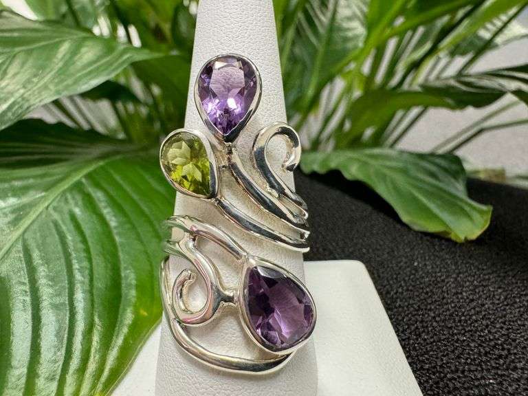 Sterling Silver Natural Gemstone Peridot and Amethyst Ring Size 9