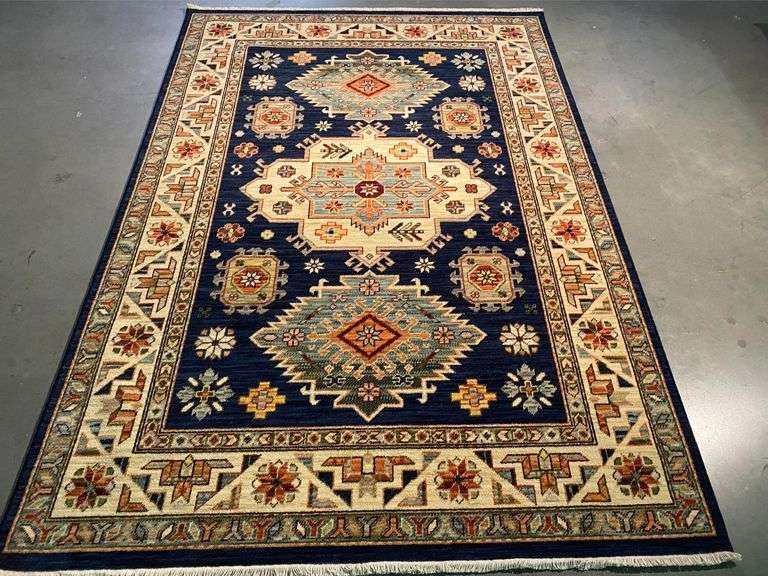 Stunning Kazak Design Wool Rug 6x8