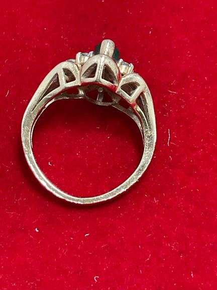 CERTIFIED 14K GOLD DIAMOND AND EMERALD RING
