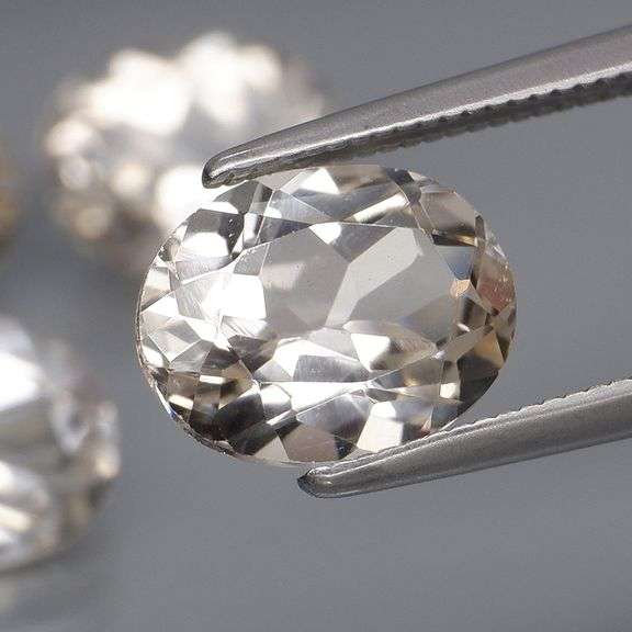 Glittering 9.19ct platinum champagne Topaz set