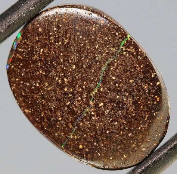 Intriguing 5.18ct crystal Boulder Opal